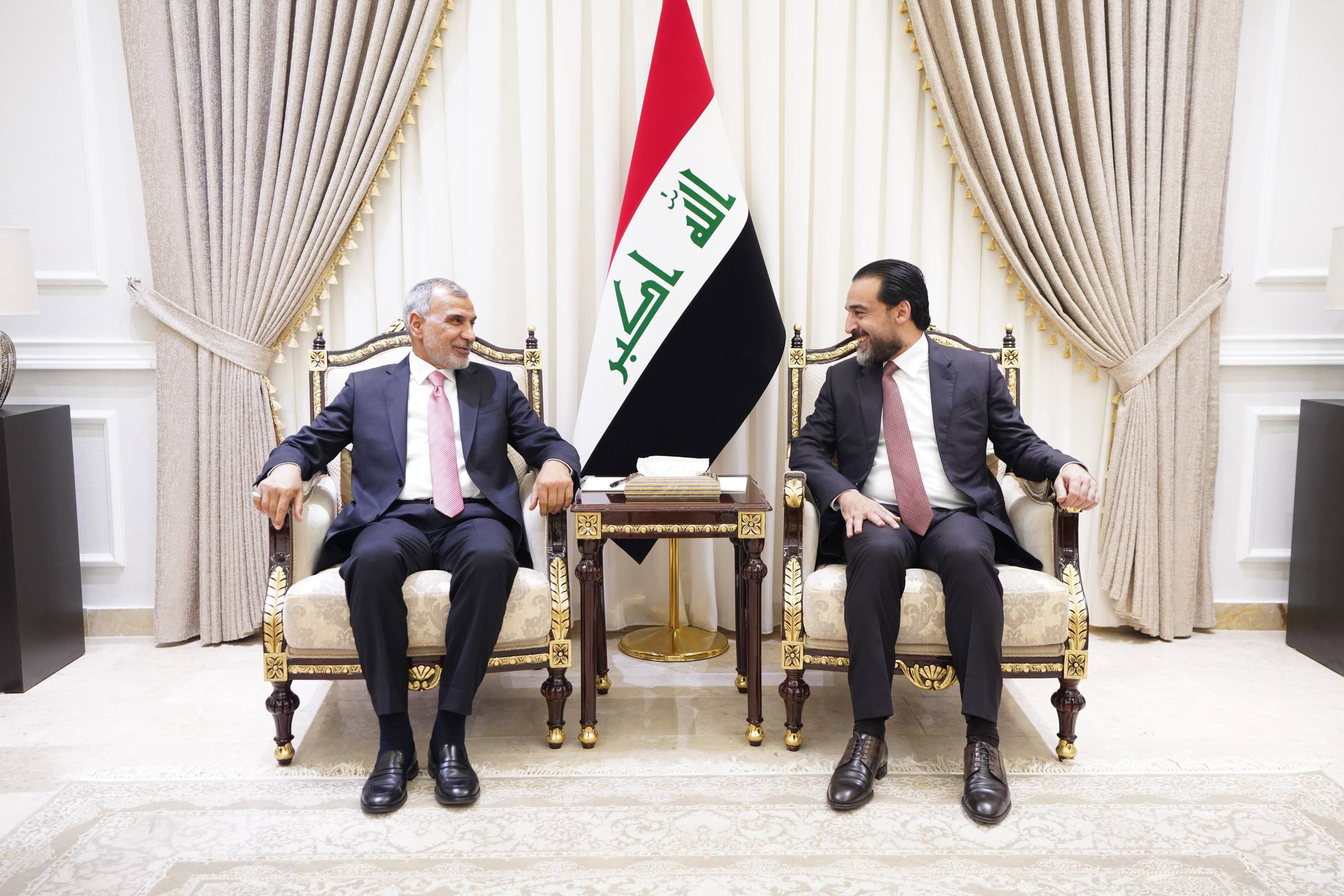 محمد الحلبوسي يستقبل وزير المالية 