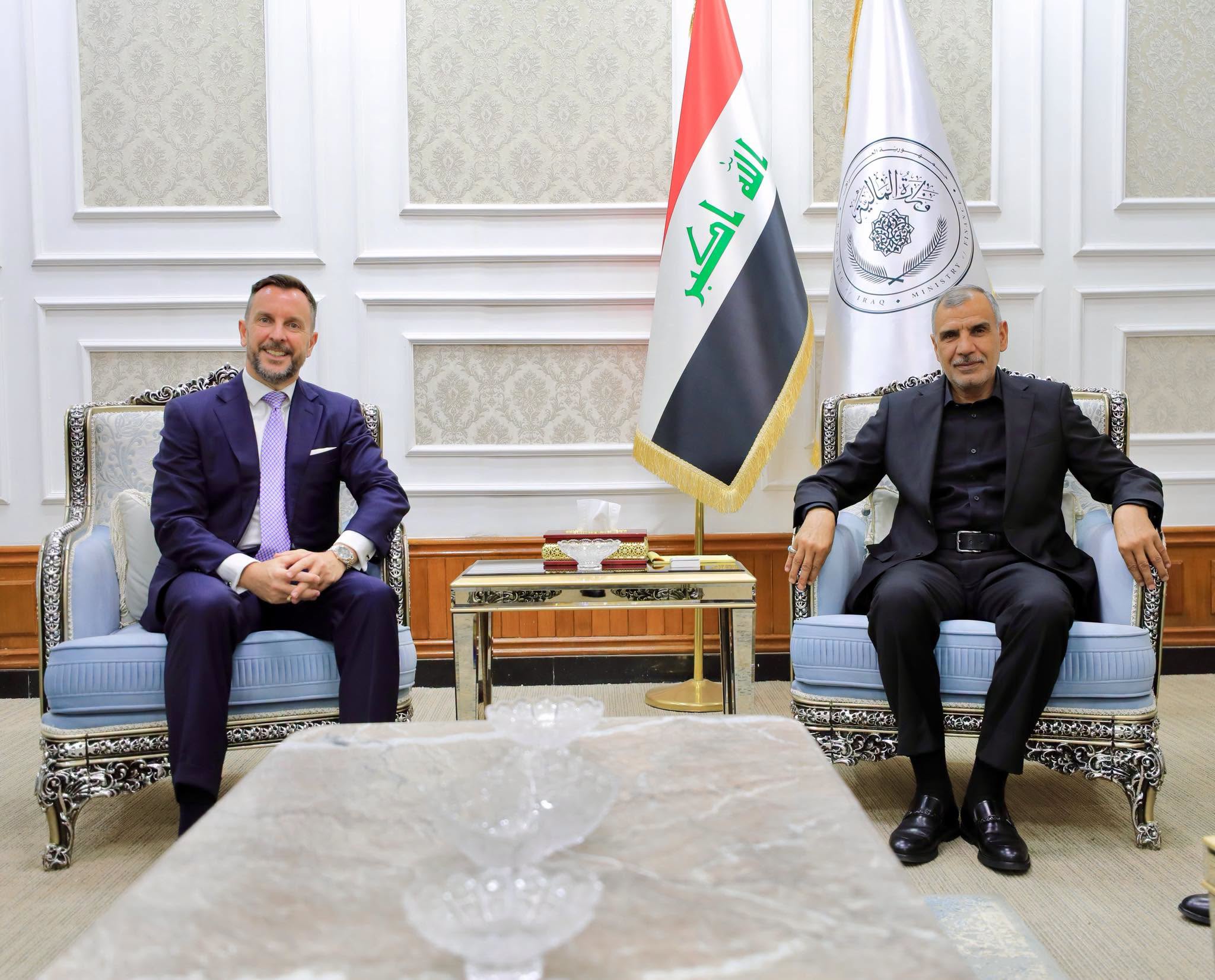 وزير المالية يستقبل السفير الإيطالي ويبحثان تطوير التعاون الاقتصادي والمالي 